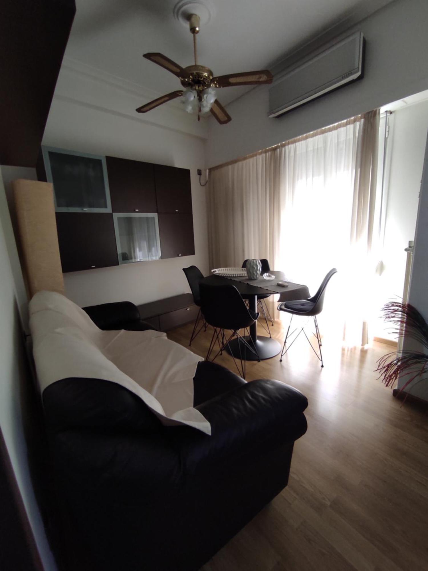 Cosy Apartment On Dragon Street Атина Екстериор снимка