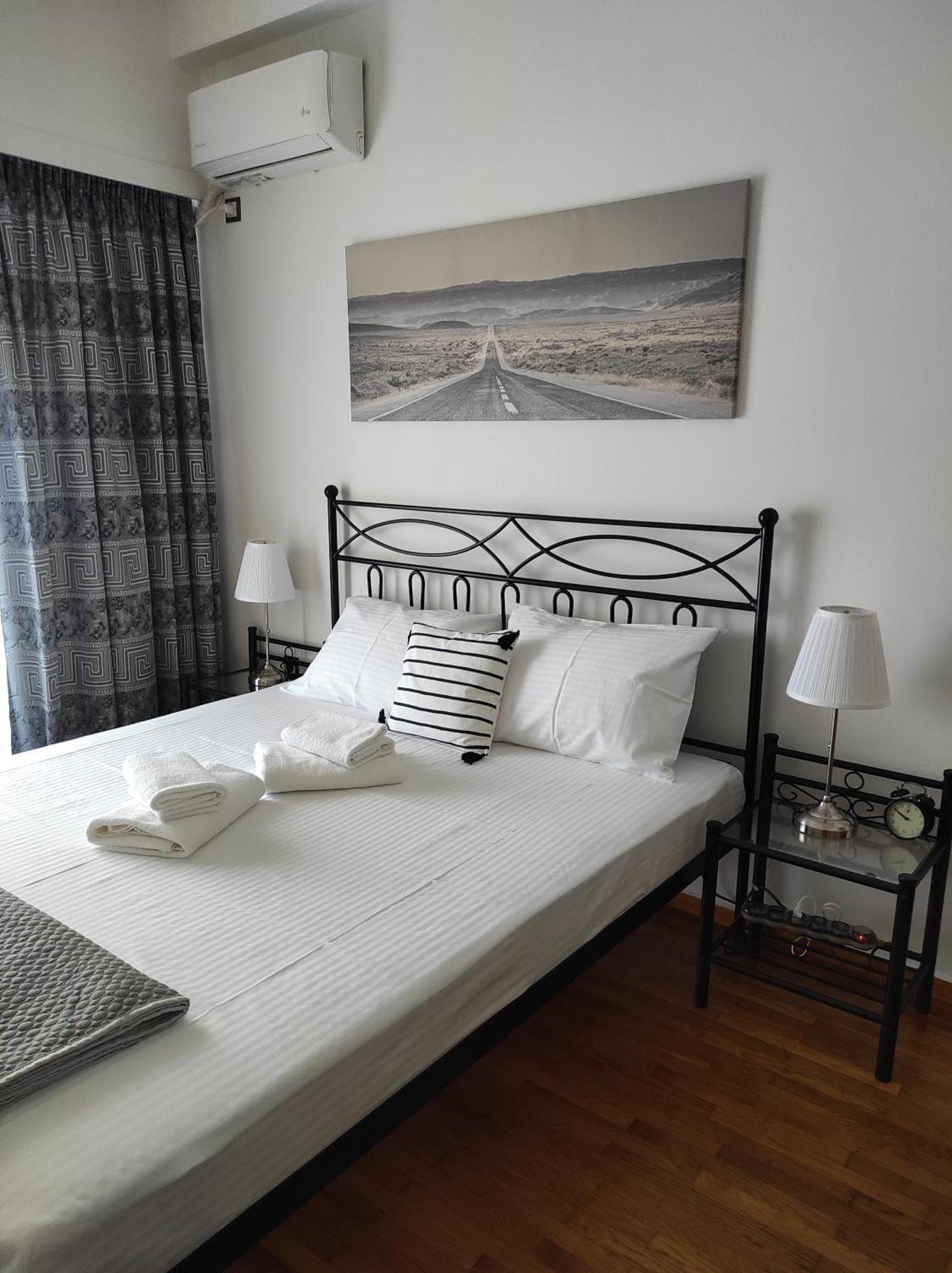 Cosy Apartment On Dragon Street Атина Екстериор снимка